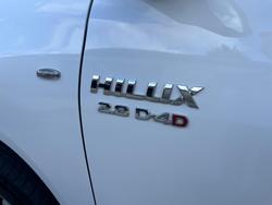 2018 Toyota Hilux SR GUN126R 4X4 Dual Range Glacier White