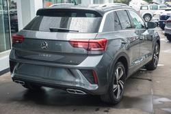 2025 Volkswagen T-Roc 140TSI R-Line