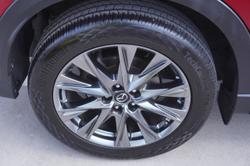 2019 Mazda
CX-5 Akera