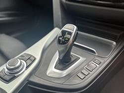 2015 BMW 3 Series 320i Sport Line