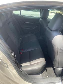 2023 Mazda 3 G20 Touring