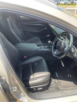 2023 Mazda
3 G20 Touring