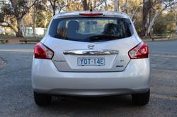 2013 Nissan
                Pulsar ST