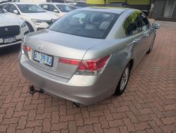 2009 Honda Accord VTi 8th Gen Alabaster Silver