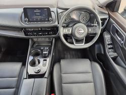 2024 Nissan X-TRAIL ST-L e-POWER