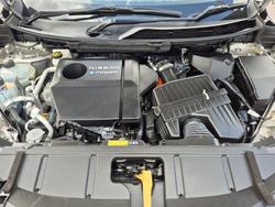 2024 Nissan
                X-TRAIL ST-L e-POWER