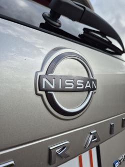 2024 Nissan
                X-TRAIL ST-L e-POWER