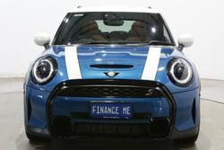 2021 MINI
Hatch Cooper S Classic