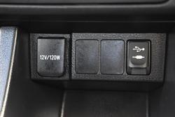 2017 Toyota Corolla Ascent ZRE172R Glacier White