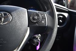 2017 Toyota Corolla Ascent ZRE172R Glacier White