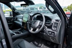 2025 RAM 1500 Limited Crew Cab SWB Hurricane HO RamBox