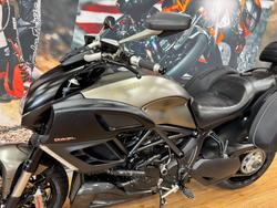 2013 DUCATI DIAVEL STRADA GREY