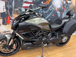 2013 DUCATI DIAVEL STRADA GREY