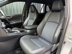 2023 Toyota RAV4 XSE AXAH52R Silver Sky