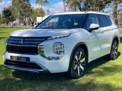 2025 Mitsubishi Outlander Exceed ZM MY25 AWD White