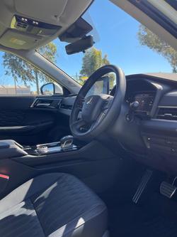 2025 Mitsubishi Outlander Exceed ZM MY25 AWD White