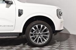 2025 Ford Everest Platinum