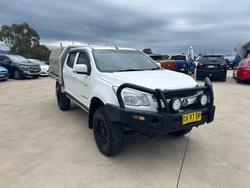 2014 Holden
                Colorado LX