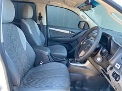 2014 Holden
                Colorado LX