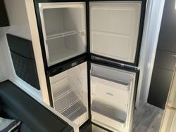 2025 Essential Caravans Ranger F1-5 20'6