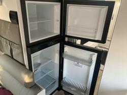 2025 Leader Caravans 2110_C_K1e15b_T Xpedition 21'6 3 Bunk