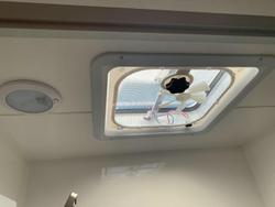 2025 Leader Caravans 2110_C_K1e15b_T Xpedition 21'6 3 Bunk