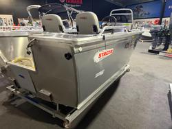 2025 Stacer 469 Outlaw Side Console