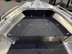 2025 Stacer 469 Outlaw Side Console