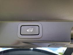 2018 Land Rover
                Range Rover Sport SDV6 HSE