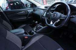2020 Nissan
                QASHQAI ST