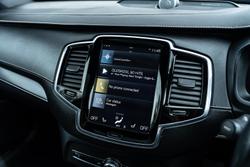 2017 Volvo XC90 T8 R-Design