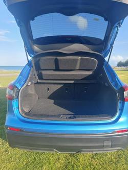 2019 Nissan
                QASHQAI ST-L
