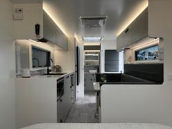 2025 Traveller Track 20'