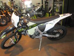 2025 Triumph TF 250-E Off Road Black