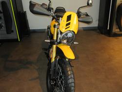 2025 Triumph Scrambler 400 XC Scrambler Yellow