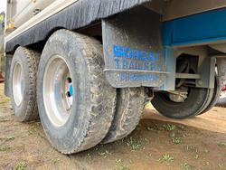 2015 Mack
Granite Tipper With Borcat Trailer