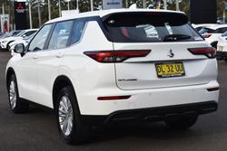 2024 Mitsubishi Outlander ES ZM MY24 White