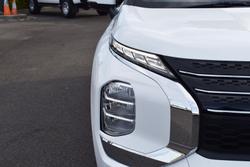 2024 Mitsubishi Outlander ES ZM MY24 White