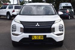2024 Mitsubishi Outlander ES ZM MY24 White