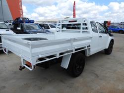 2017 Isuzu
                D-MAX SX