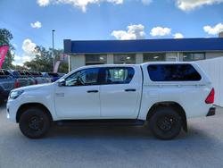 2020 Toyota Hilux SR