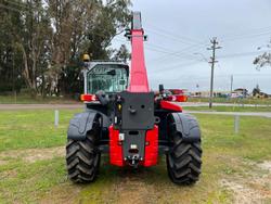 2026 MF Th 7038 Telehandler