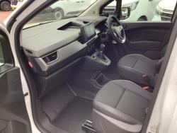 2025 Renault
                Kangoo L1