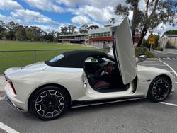 2025 MG Cyberster EC32 MY25 English White