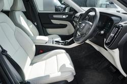 2024 Volvo XC40 Plus B4