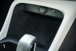 2024 Volvo XC40 Plus B4