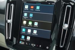 2024 Volvo XC40 Plus B4