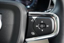 2024 Volvo XC40 Plus B4