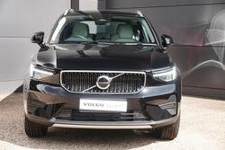 2024 Volvo XC40 Plus B4