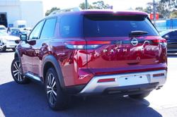 2023 Nissan
                Pathfinder Ti-L